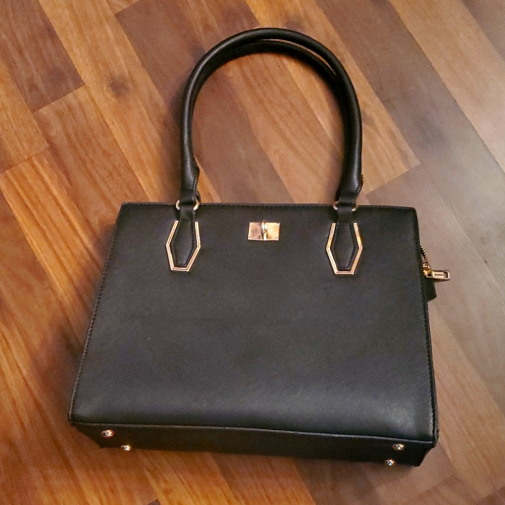 Black hand bag